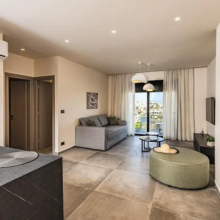 The Veil Rhodes - 2nd Floor Daire *